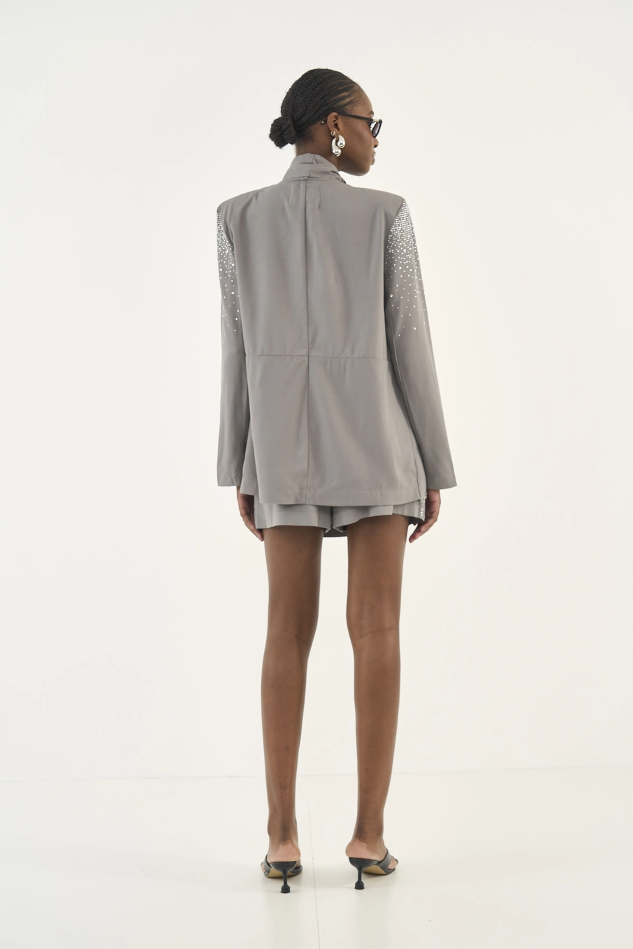 Blazer Oversized Com Aplicação Cinza