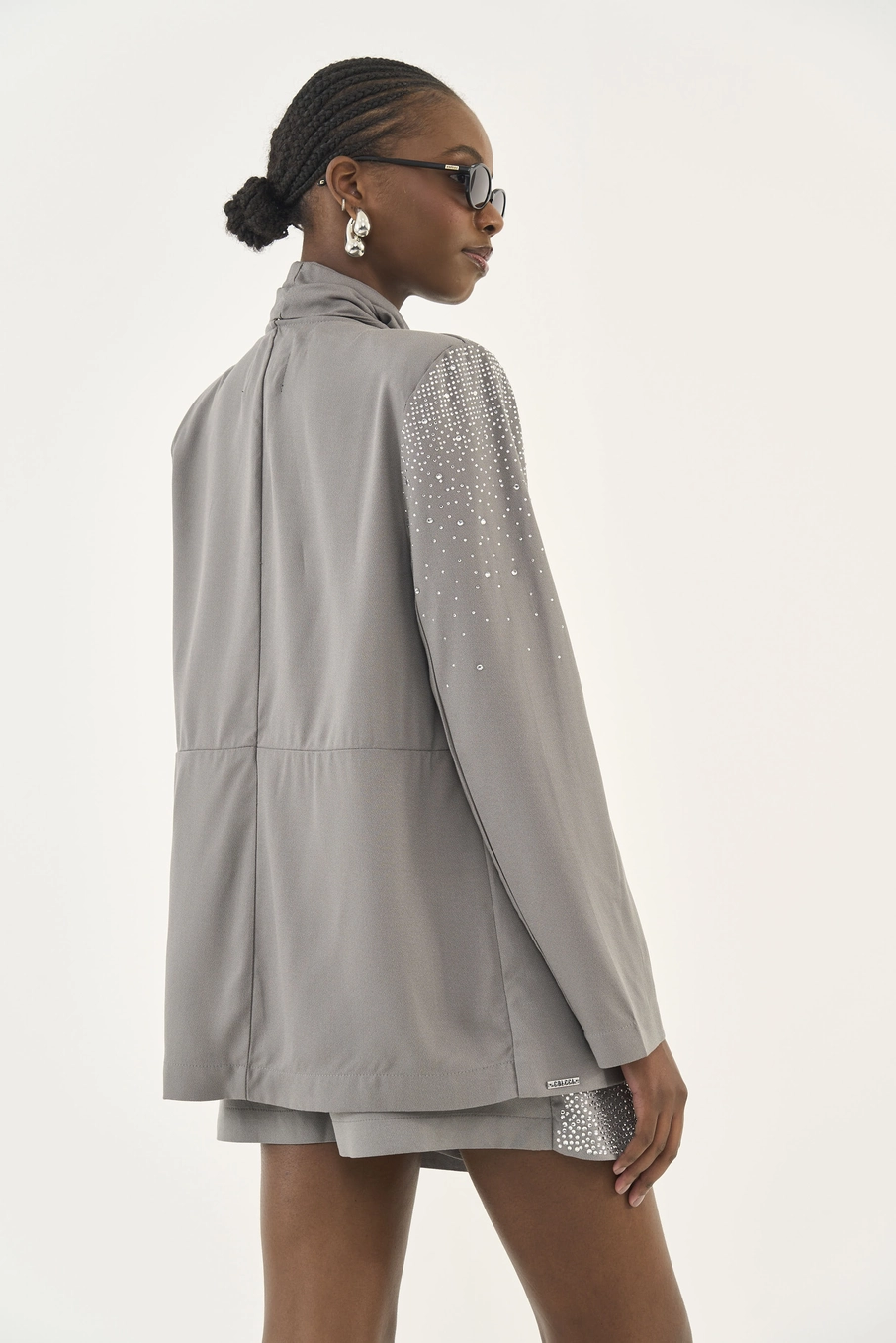 Blazer Oversized Com Aplicação Cinza