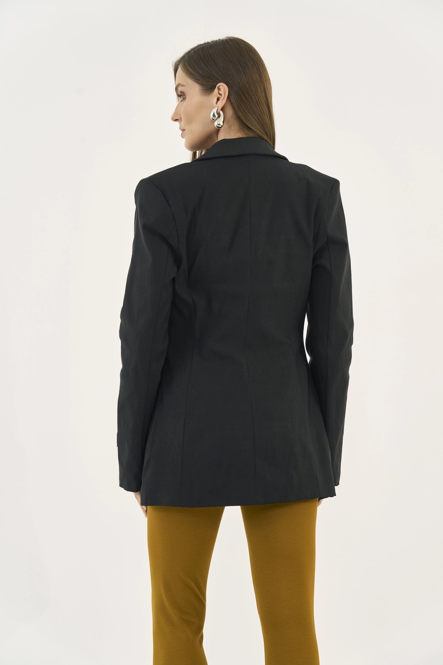 Blazer Reto Alongado Em Alfaiataria Preto