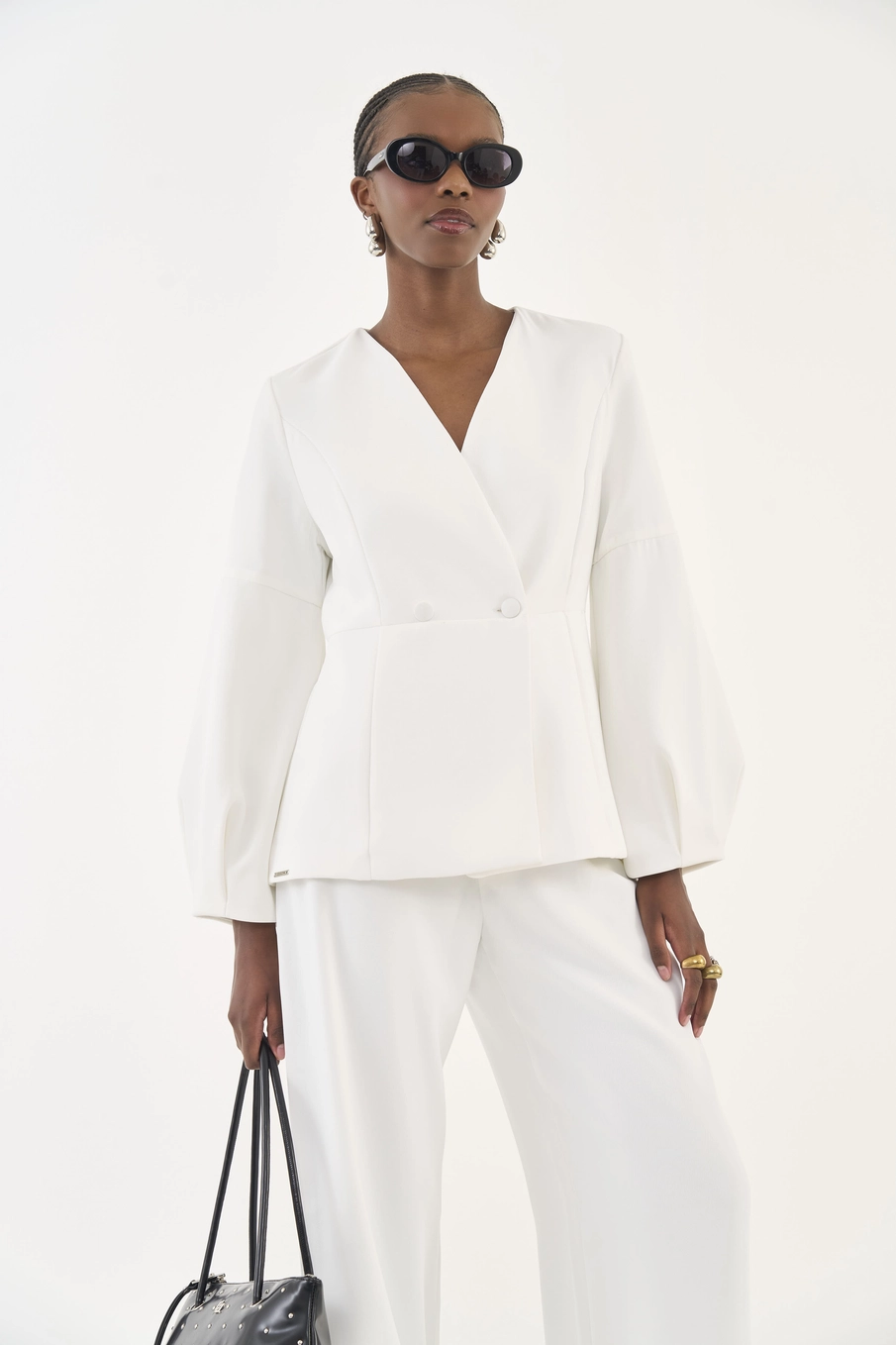 Blazer Em Alfaiataria Com Mangas Bufantes Off Shell