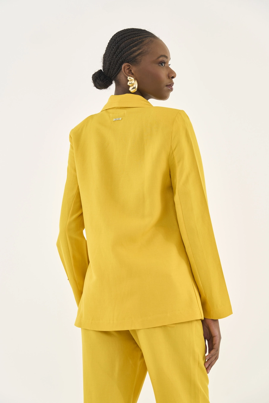 Blazer Alaiataria Acinturado Com Linho Amarelo