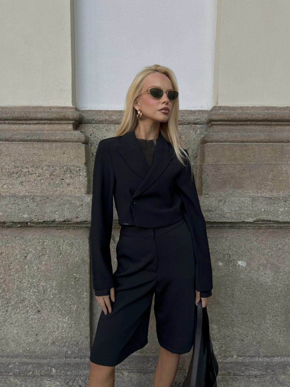 Blazer Encurtado Alfaiataria Preto