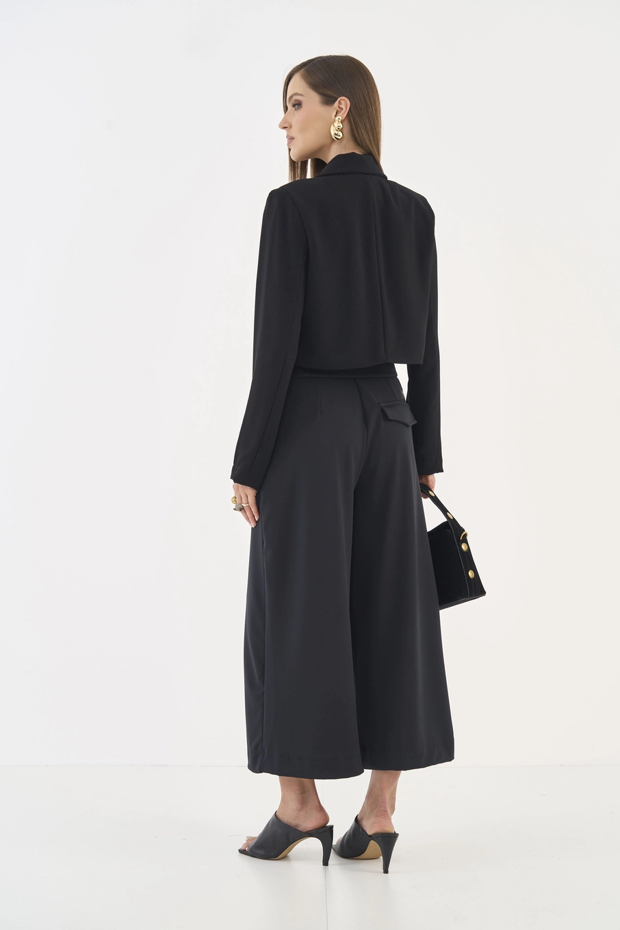 Blazer Encurtado Alfaiataria Preto