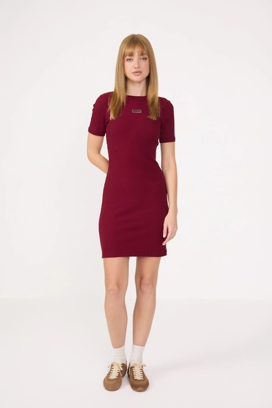 Vestido Curto Slim Canelado