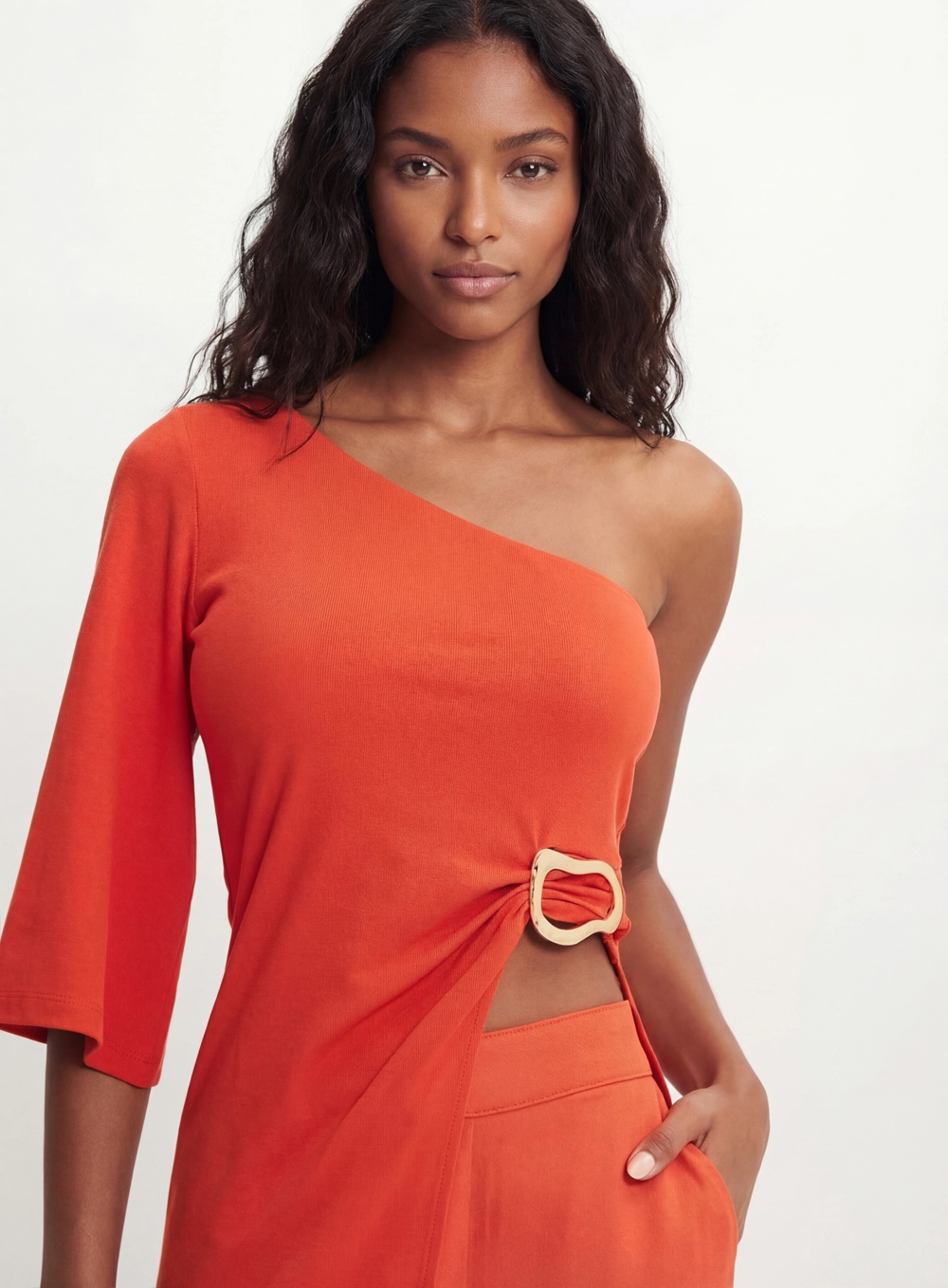 Blusa Assimétrica Um Ombro Só Vermelho 4