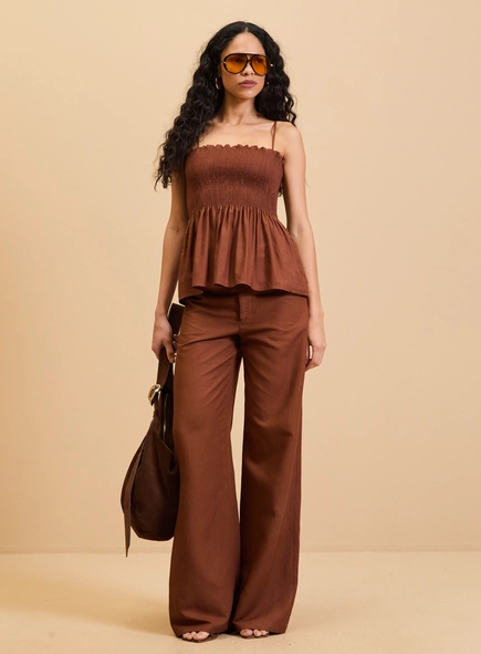 Blusa Ajustada Com Lastex De Alças Finas