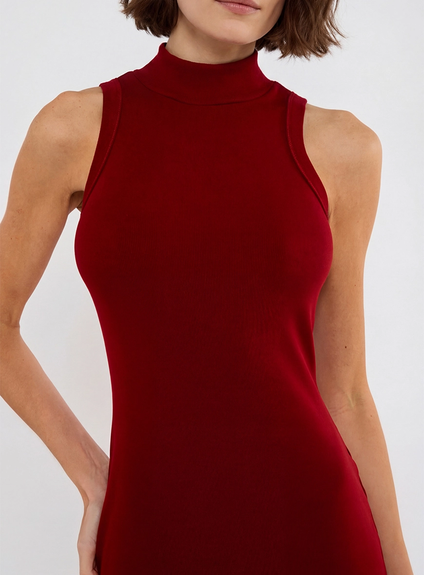 Vestido Curto Slim Gola Alta Vermelho 4