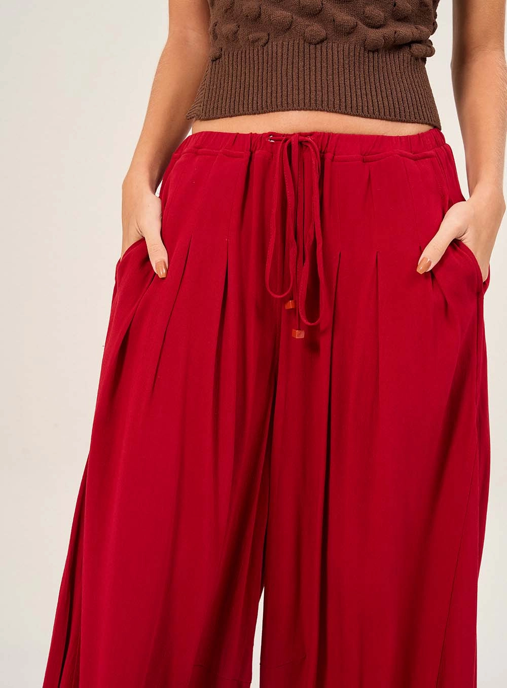 Calça Ampla Com Elástico Na Cintura E Amarração Vermelho 3