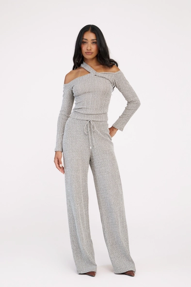 Calça Feminina Comfort Texturizada Cintura Média