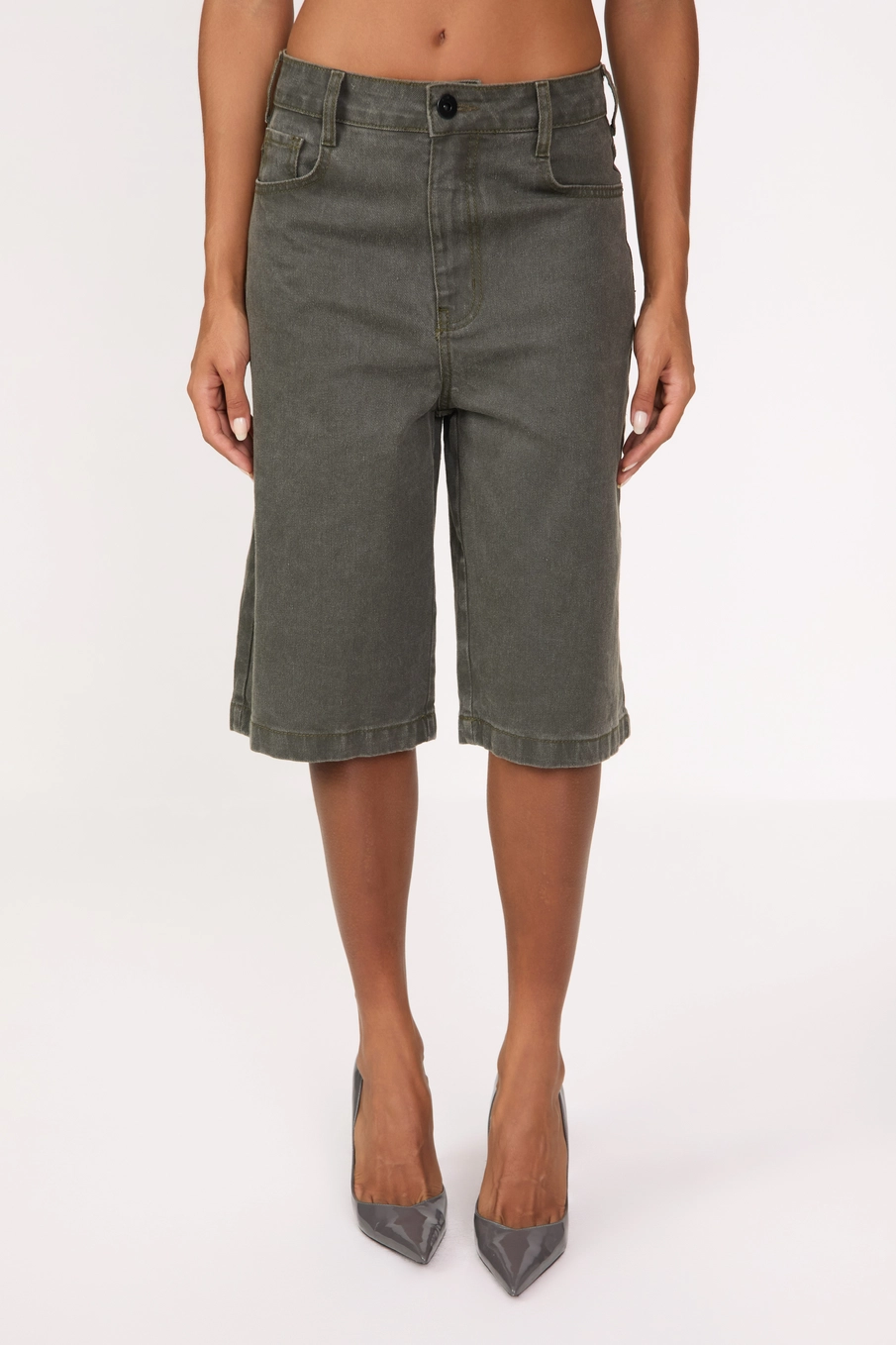 Bermuda Sarja Feminina Baggy Verde 3