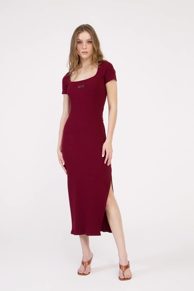 Vestido Midi Slim Canelado