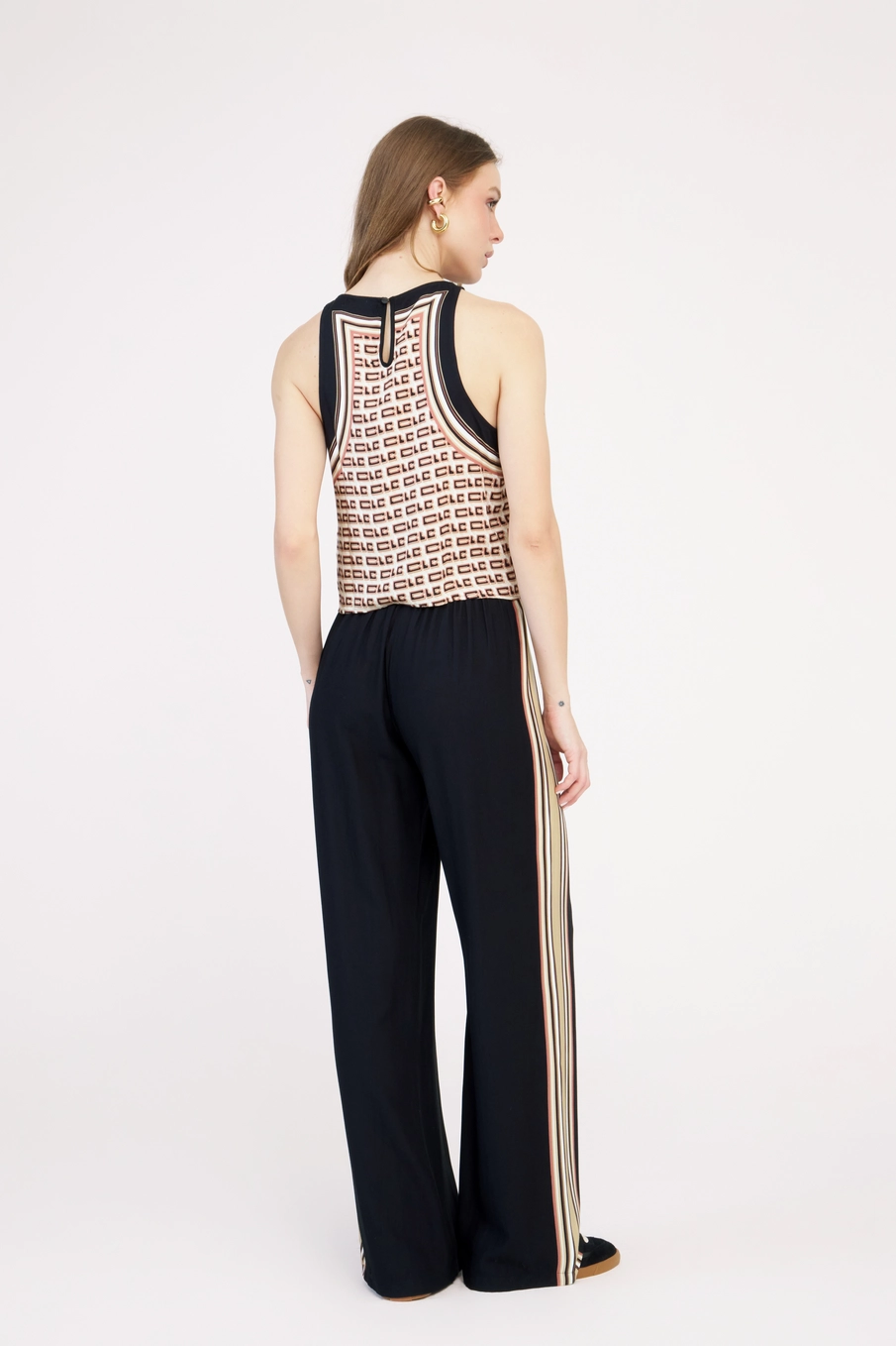 Blusa Comfort Monograma Scarf Estampados 4