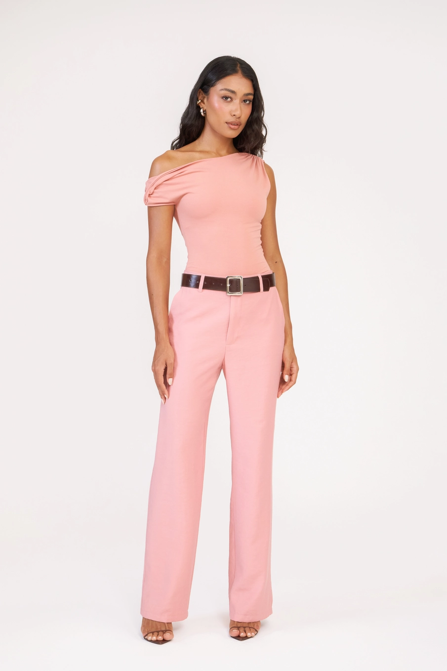 Calça Alfaiataria Feminina Reta Média Com Cinto Rosa 1
