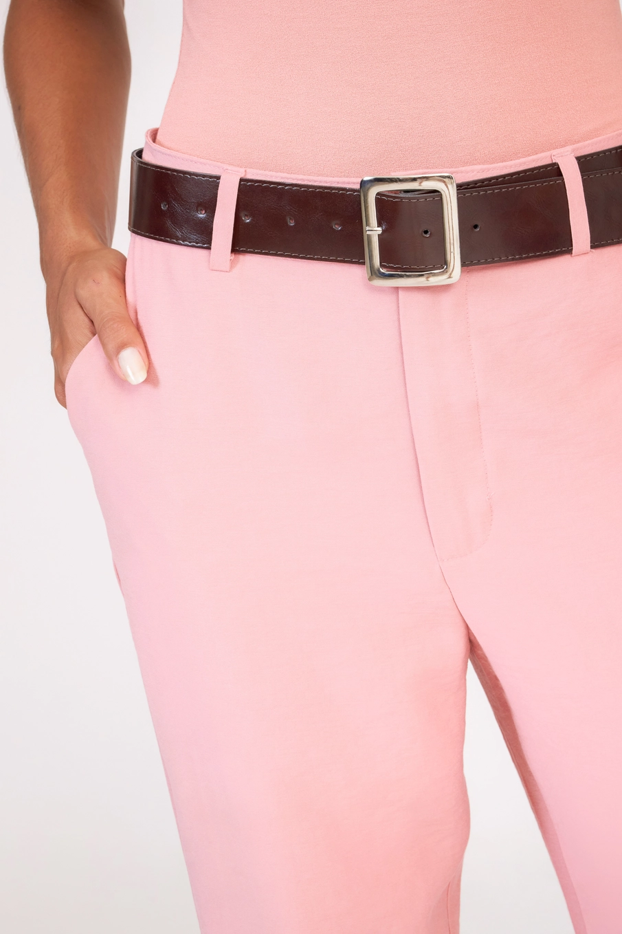 Calça Alfaiataria Feminina Reta Média Com Cinto Rosa 5