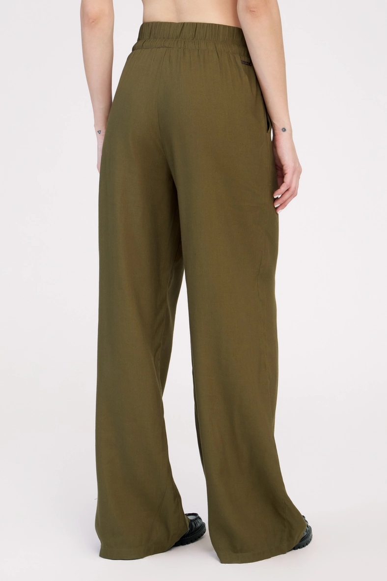 Calça Feminina Reta Cós Médio Verde 4