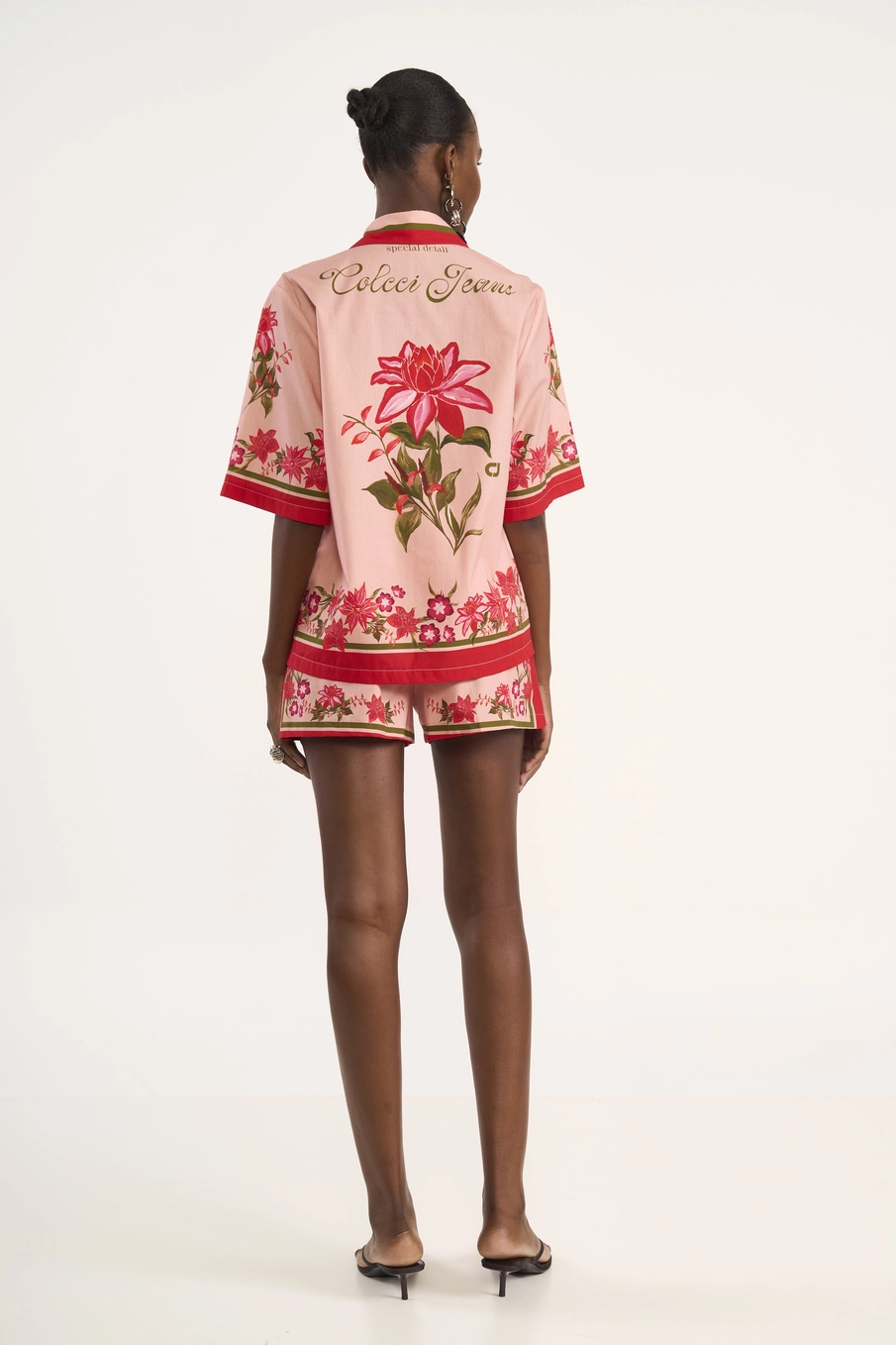 Short Alfaiataria Estampado Floral Estampados