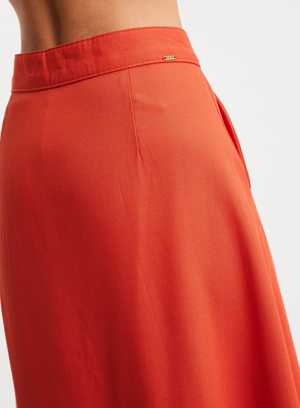 Saia Midi Alfaiataria Evasê Vermelho 3