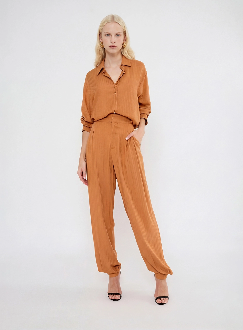 Camisa Feminina Comfort Jacquard Bege 1