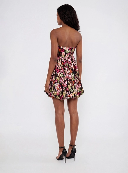 Vestido Curto Balonê Estampados