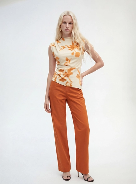 Blusa Assimétrica - Flores Inverno