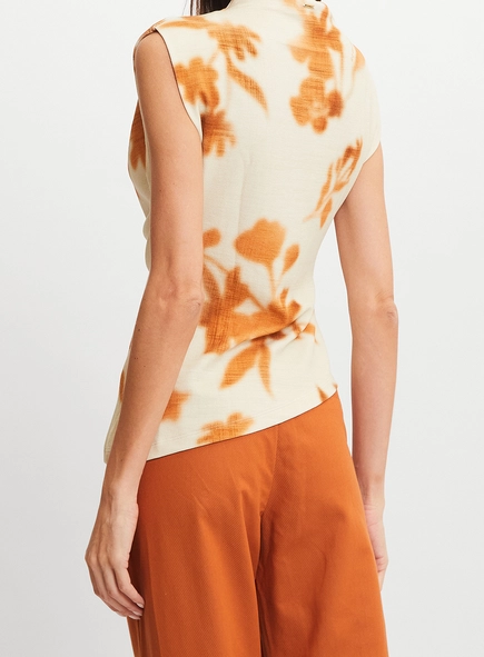 Blusa Assimétrica - Flores Inverno