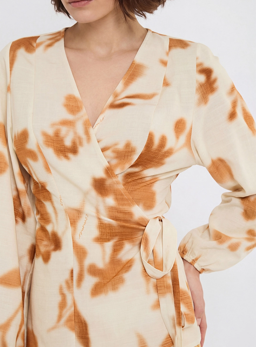 Blusa Assimétrica Com Amarração - Flores Inverno Estampados 4