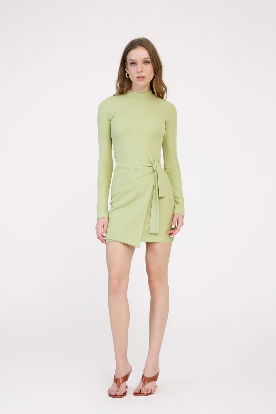 Vestido Curto Comfort Com Amarração Verde 1