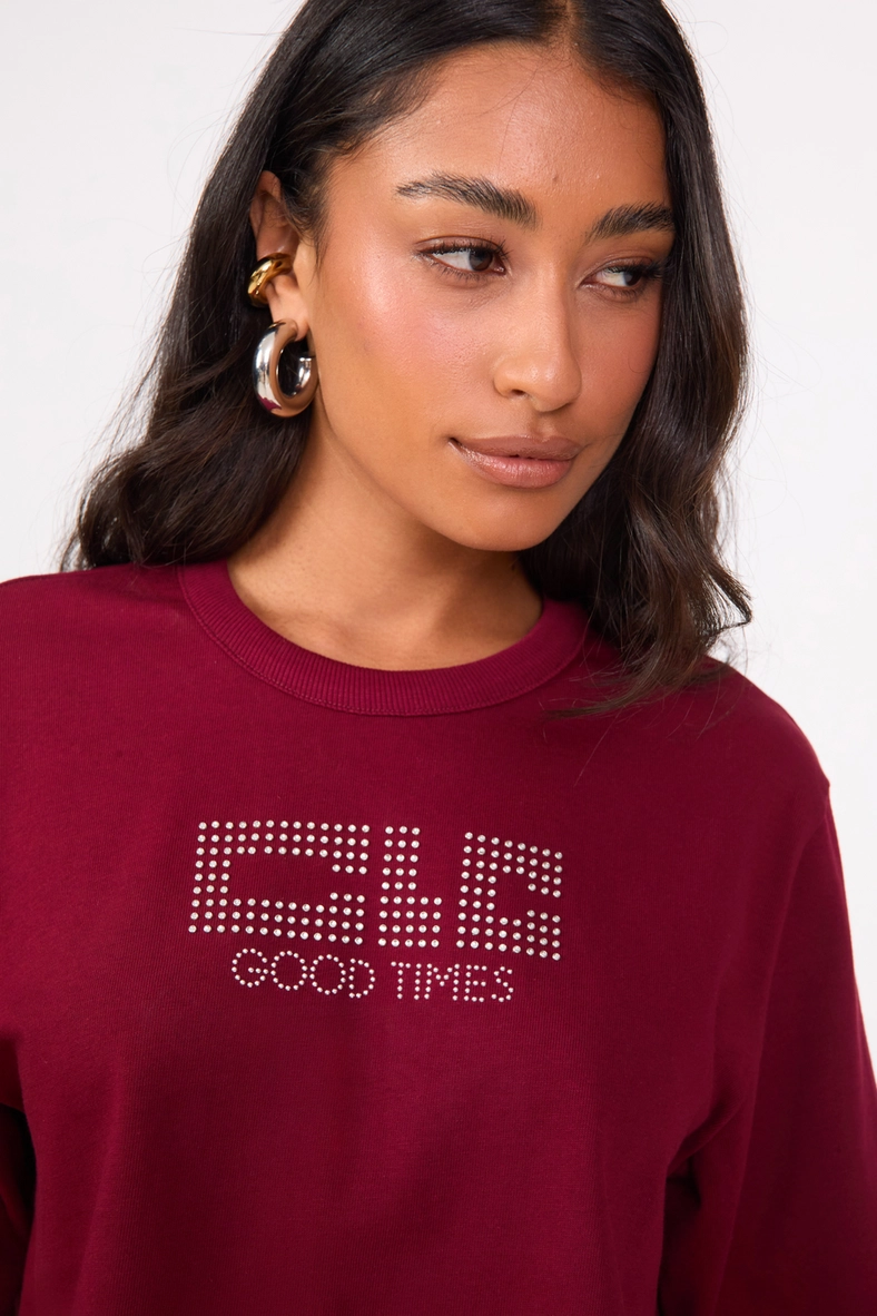 Camiseta Feminina Box Com Aplicação Bordô 3