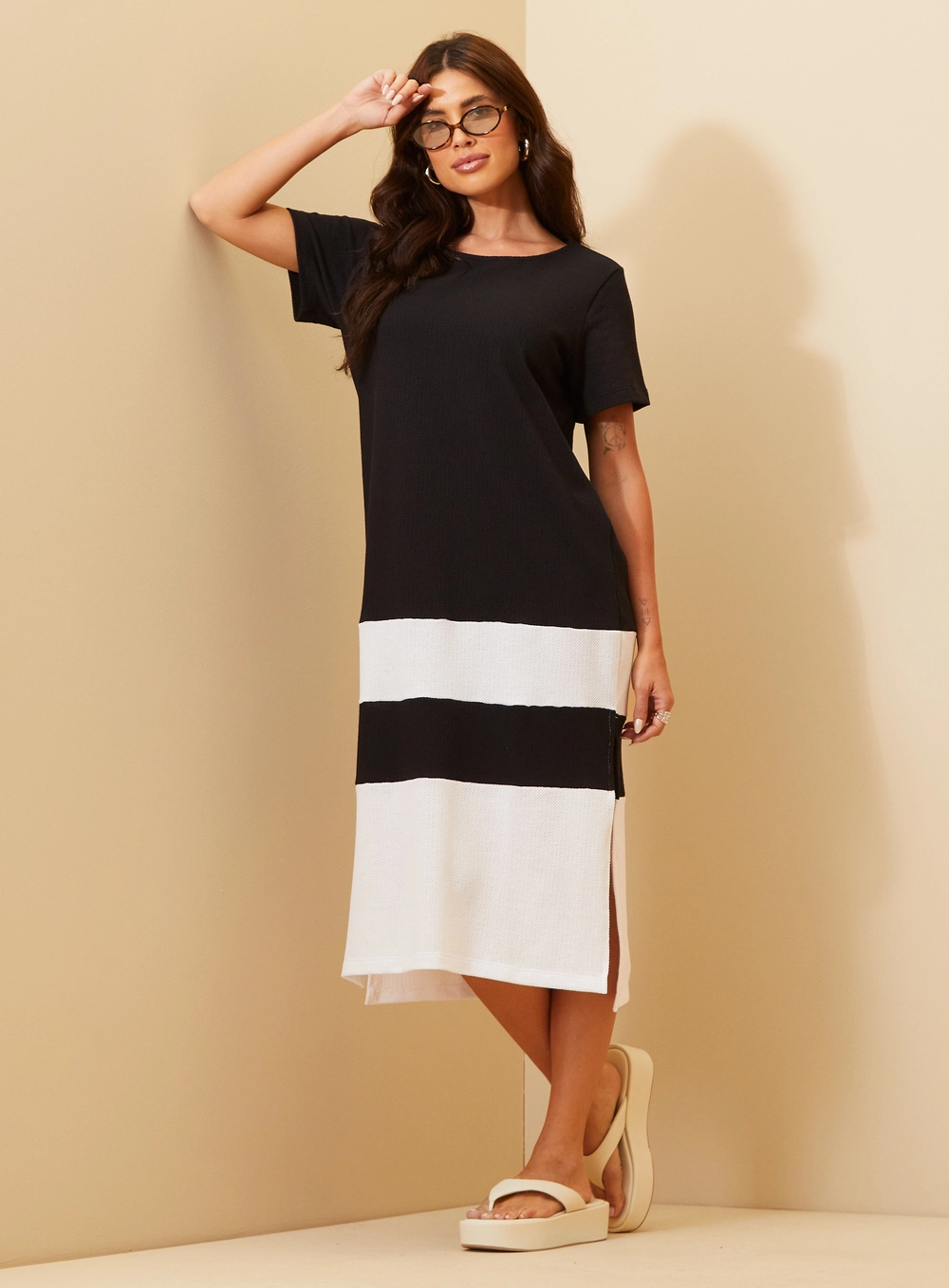 Vestido Feminino Midi Bicolor Com Fenda Estampados 1