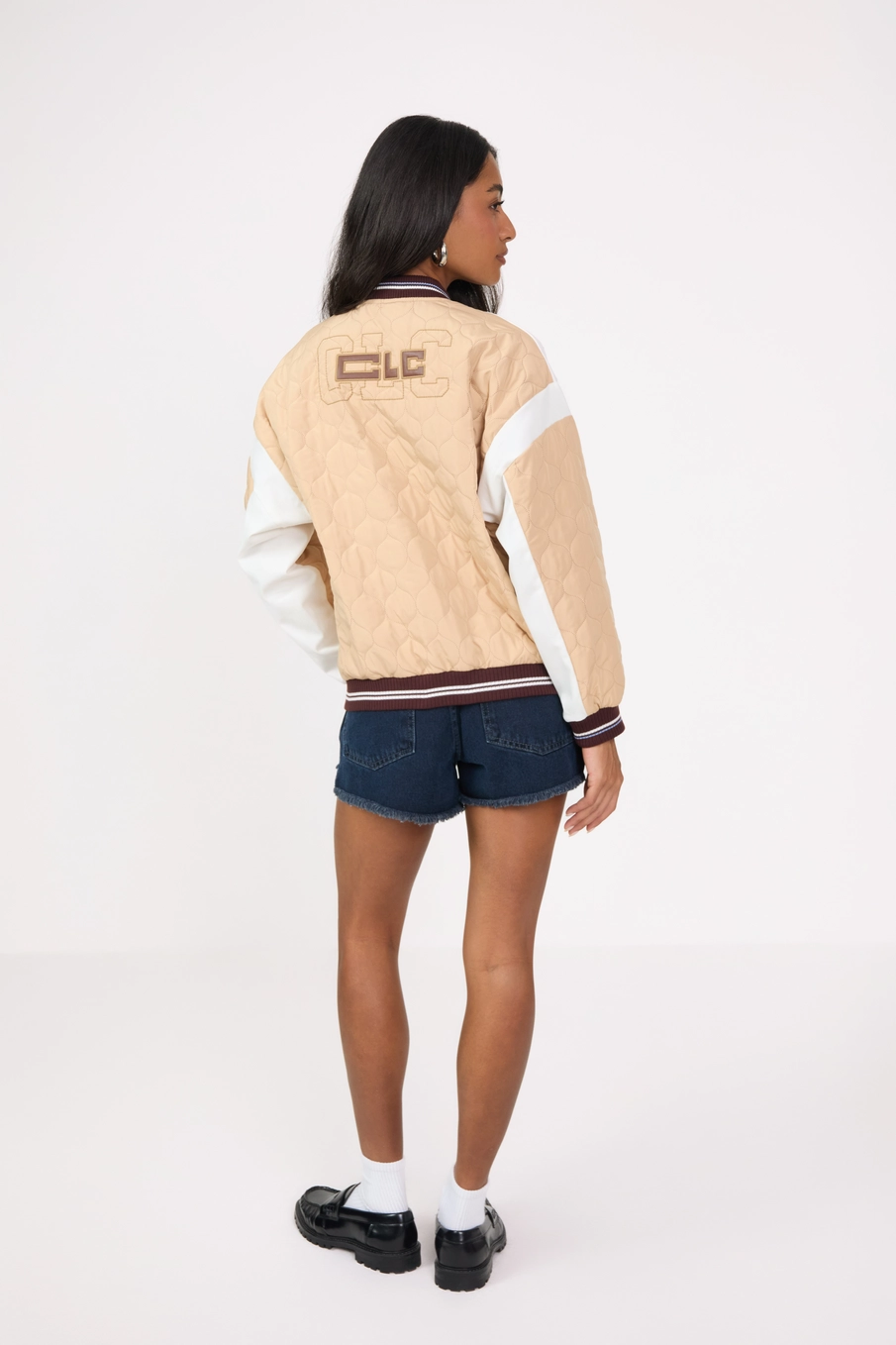 Jaqueta Feminina Bomber Matelassê Bege 2