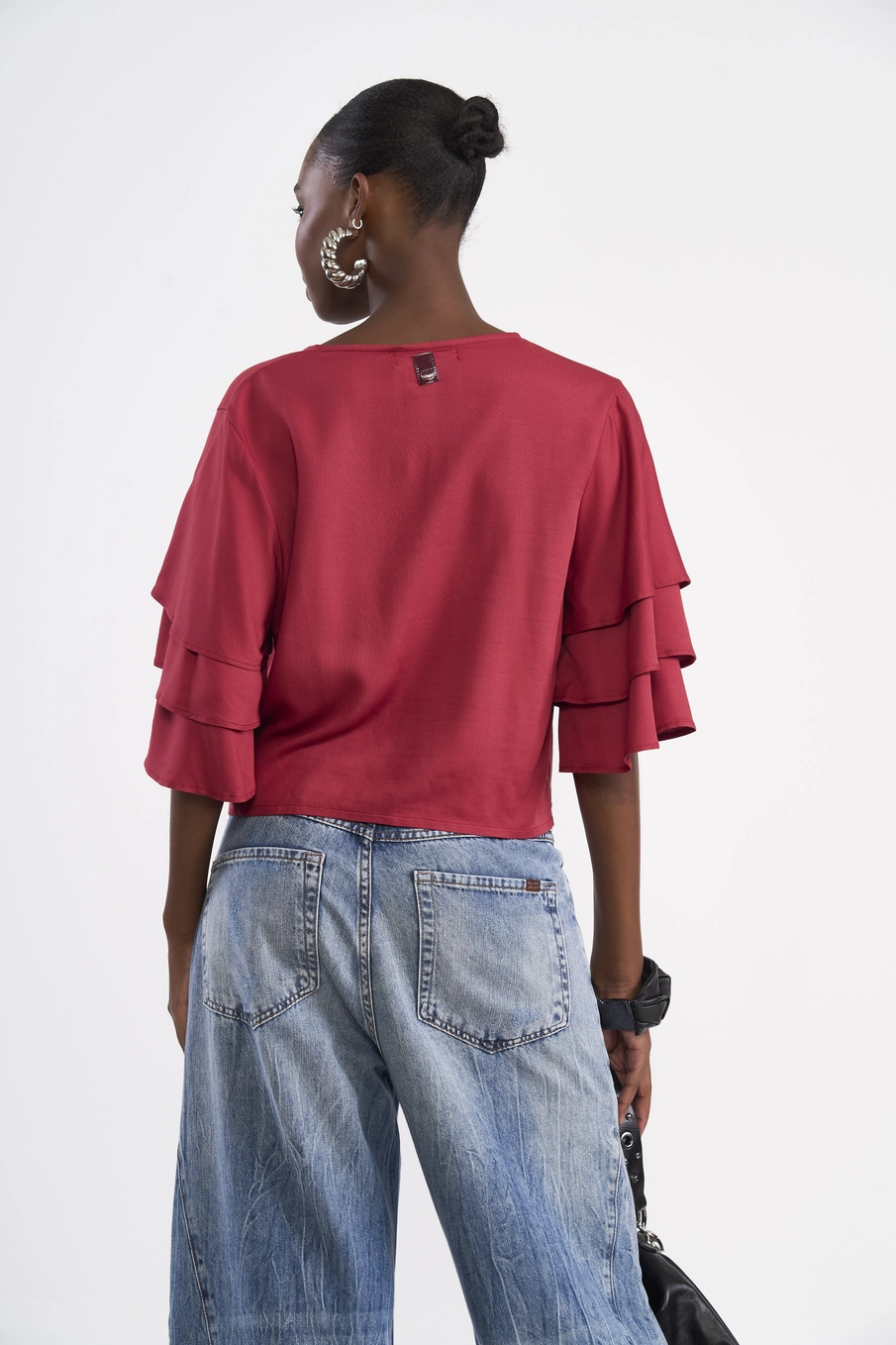 Blusa Cropped Com Mangas De Babados Vermelho