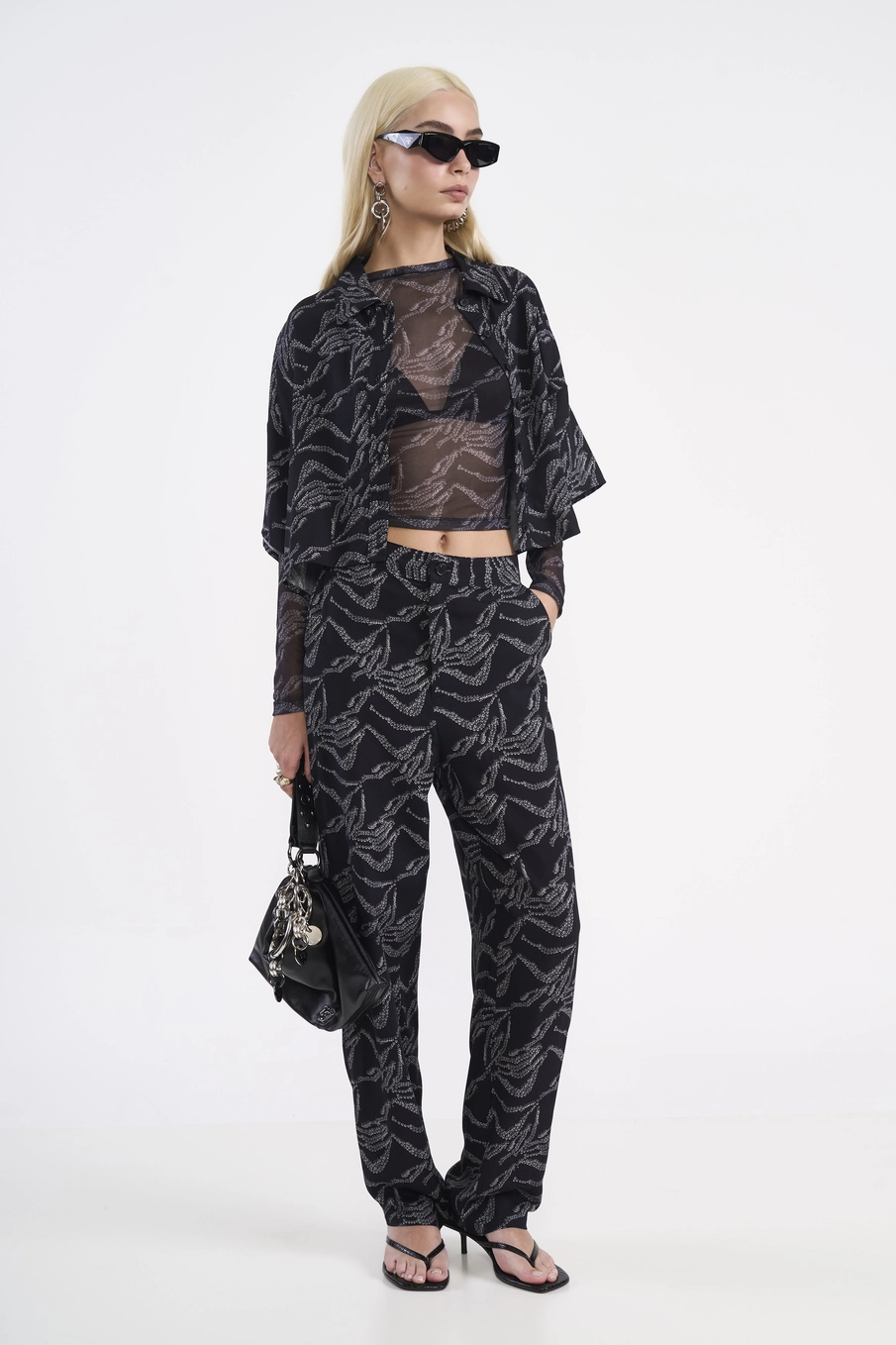 Blusa Cropped Em Tule Estampados