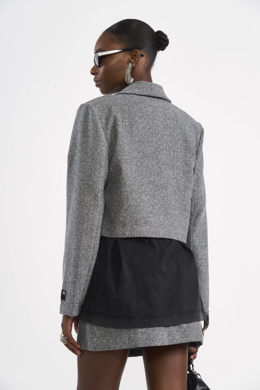 Blazer Cropped Rebel Brilho Cinza