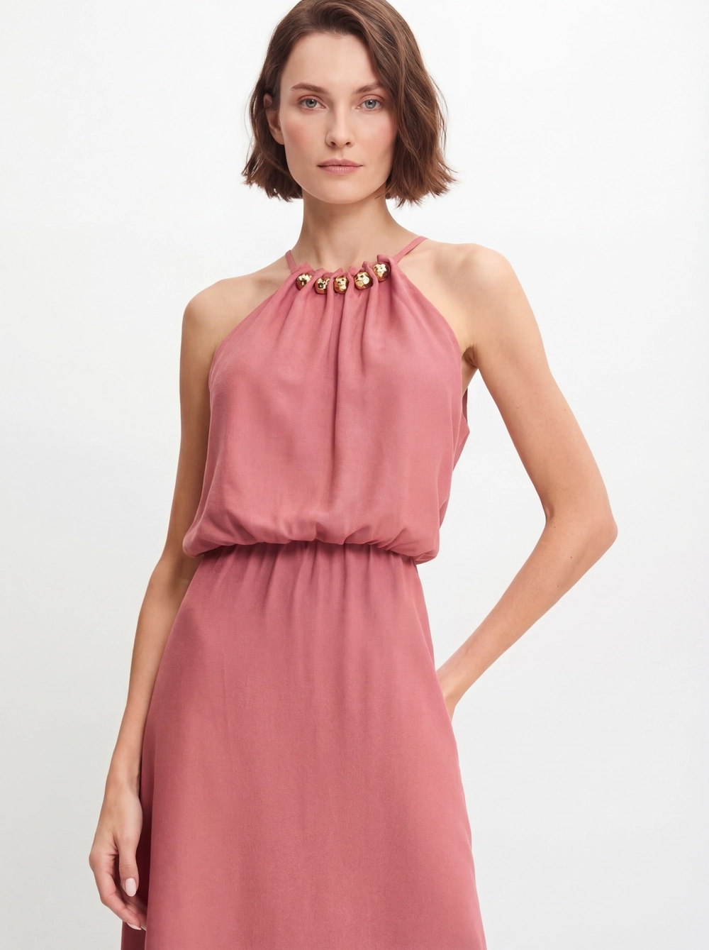 Vestido Midi Evasê Halter Rosa 4