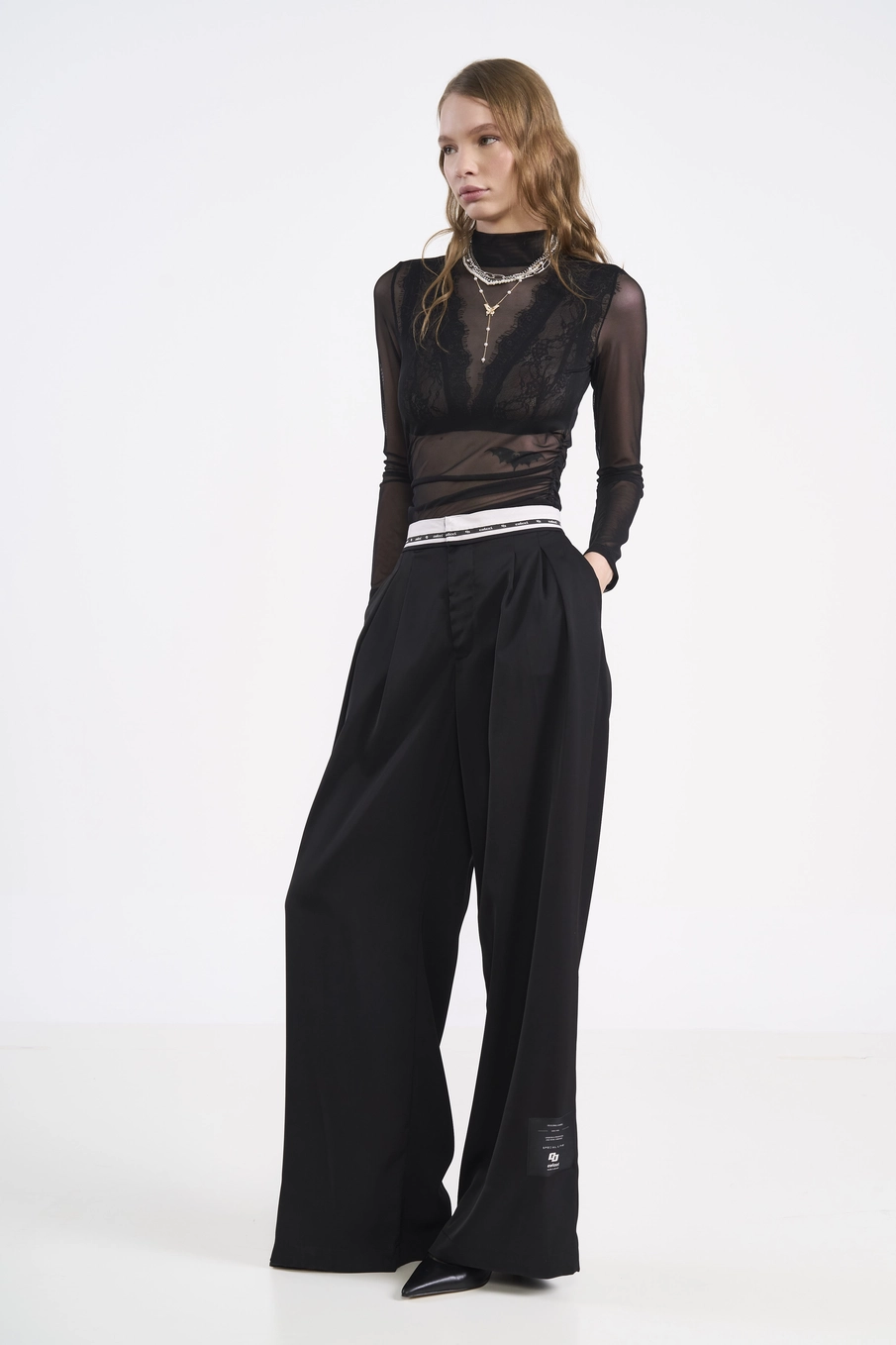 Calça Wide Leg Alfaiataria Preto