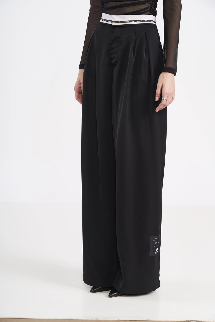 Calça Wide Leg Alfaiataria Preto
