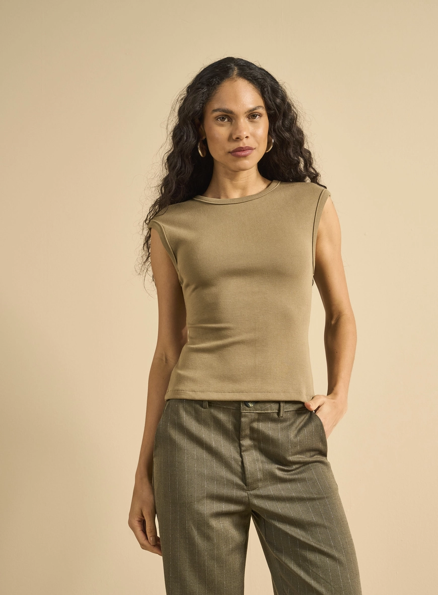 Blusa Canelada Com Recorte Costas Bege