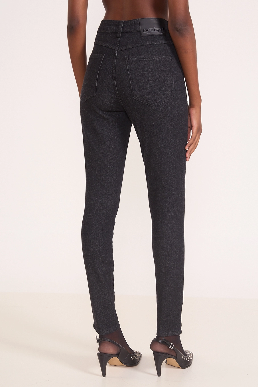 Calça Jeans Skinny Cintura Alta Bruna Indigo Preto