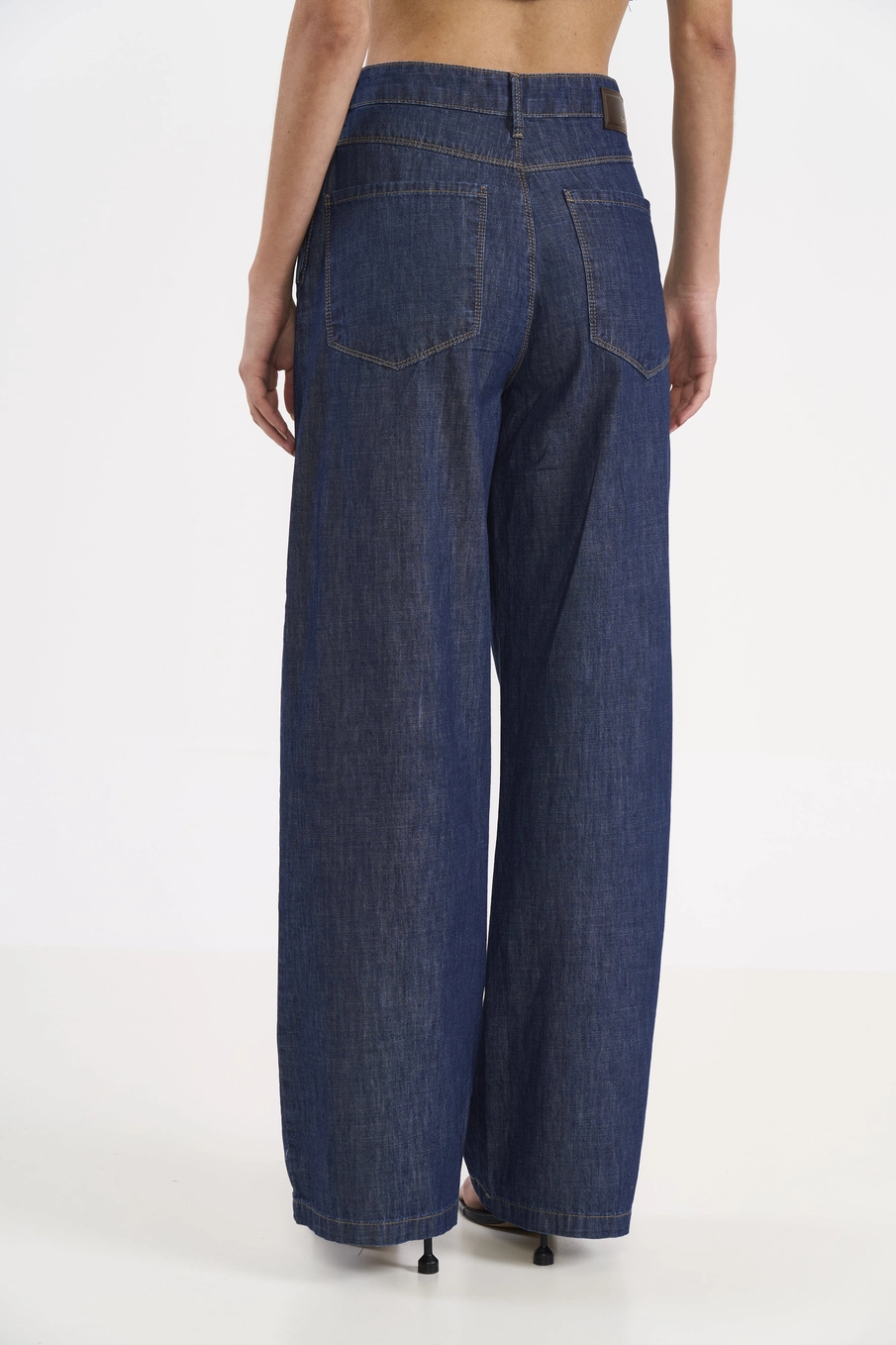 Calça Jeans Wide Leg Transpassada Índigo