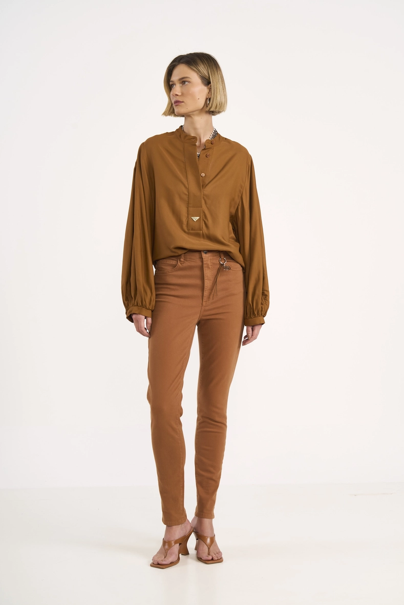 Calça Feminina Sarja Skinny Cintura Média