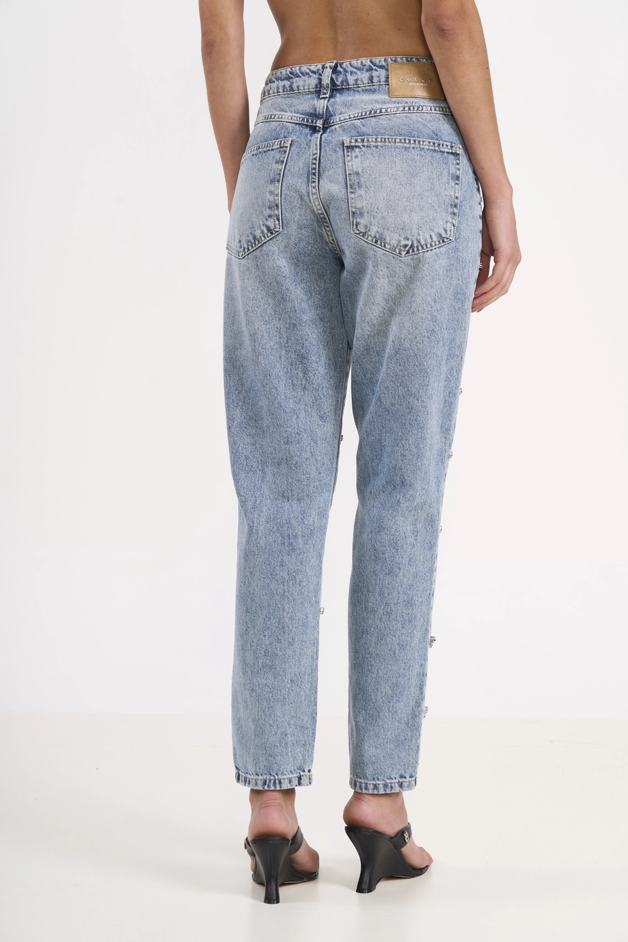 Calça Jeans Bruna Reta Com Bordado Manual Índigo