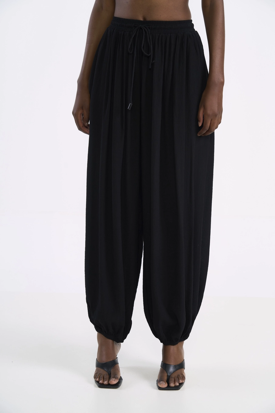 Calça Aladim Fluida Preto