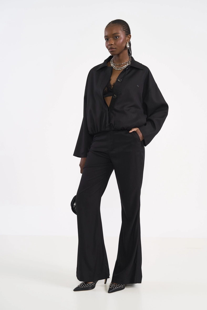 Calça Flare Alfaiataria