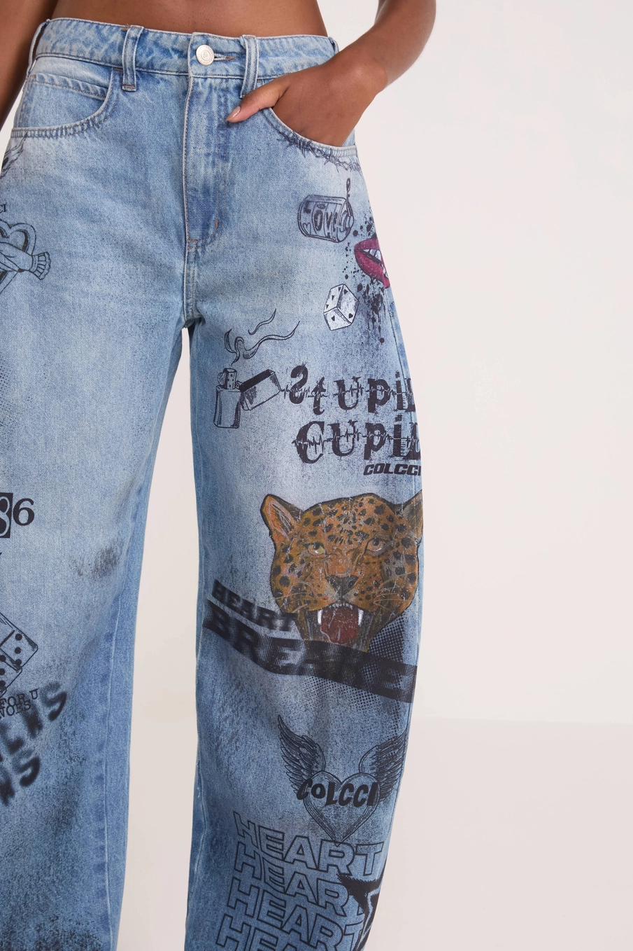 Calça Jeans Barril Ilustrada Índigo