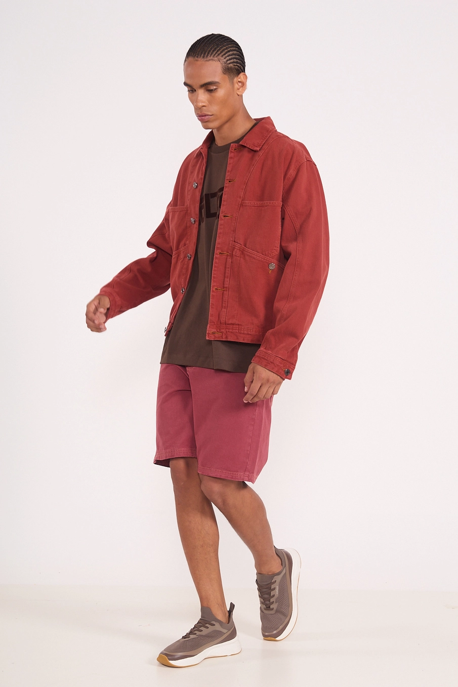 Bermuda Reta Masculina Em Sarja Vermelho