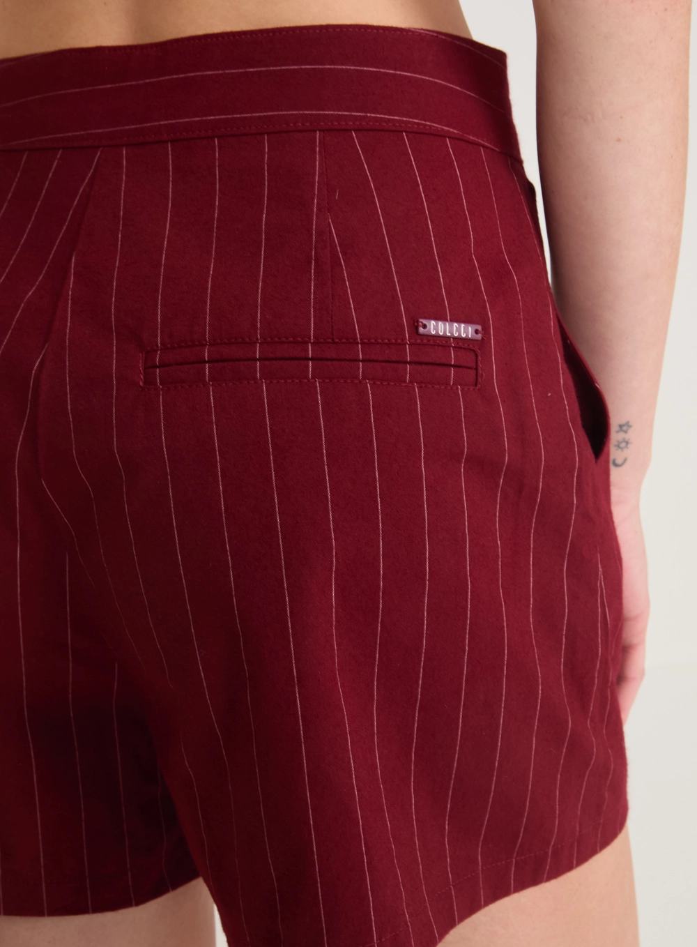 Short Alfaiataria Risca De Giz Estampados