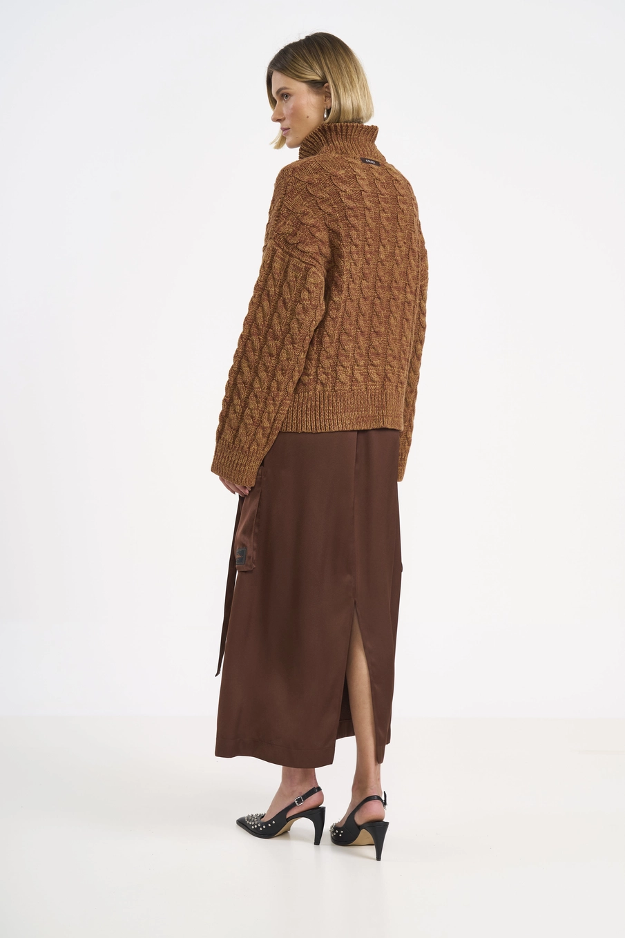 Saia Midi Cargo Acetinada Marrom