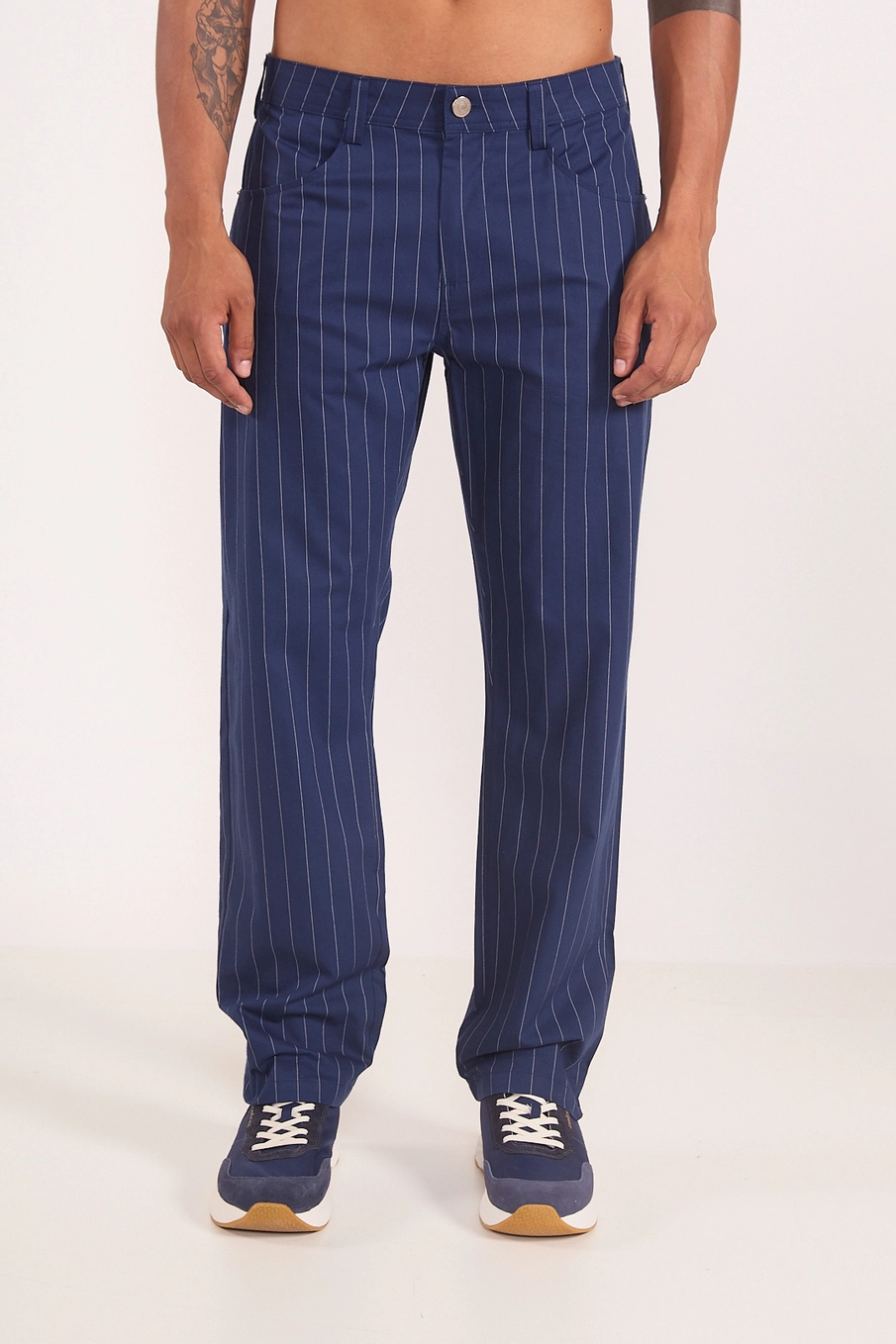 Calça Reta Risca De Giz Estampados