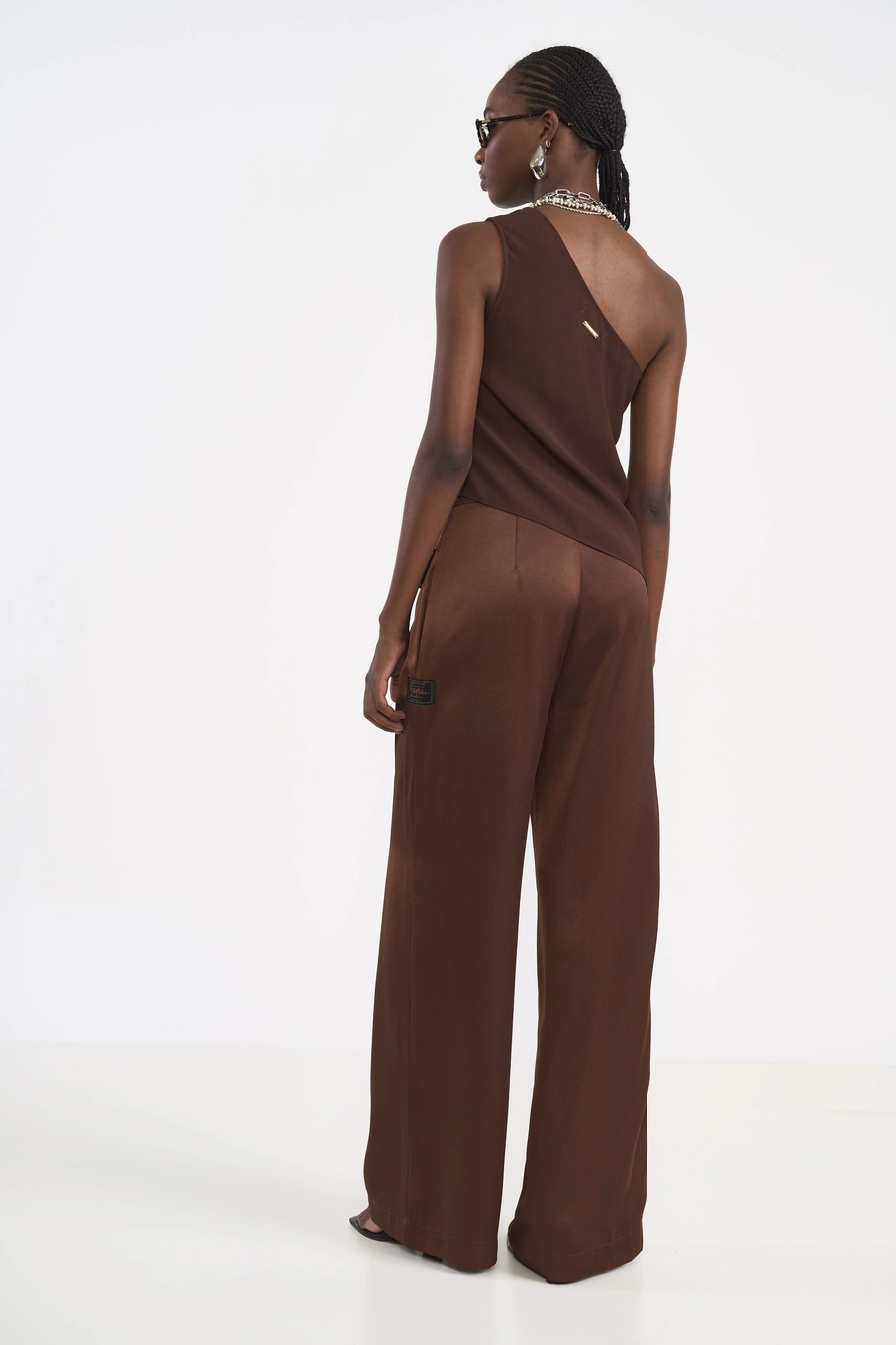 Calça Wide Leg Acetinada Marrom
