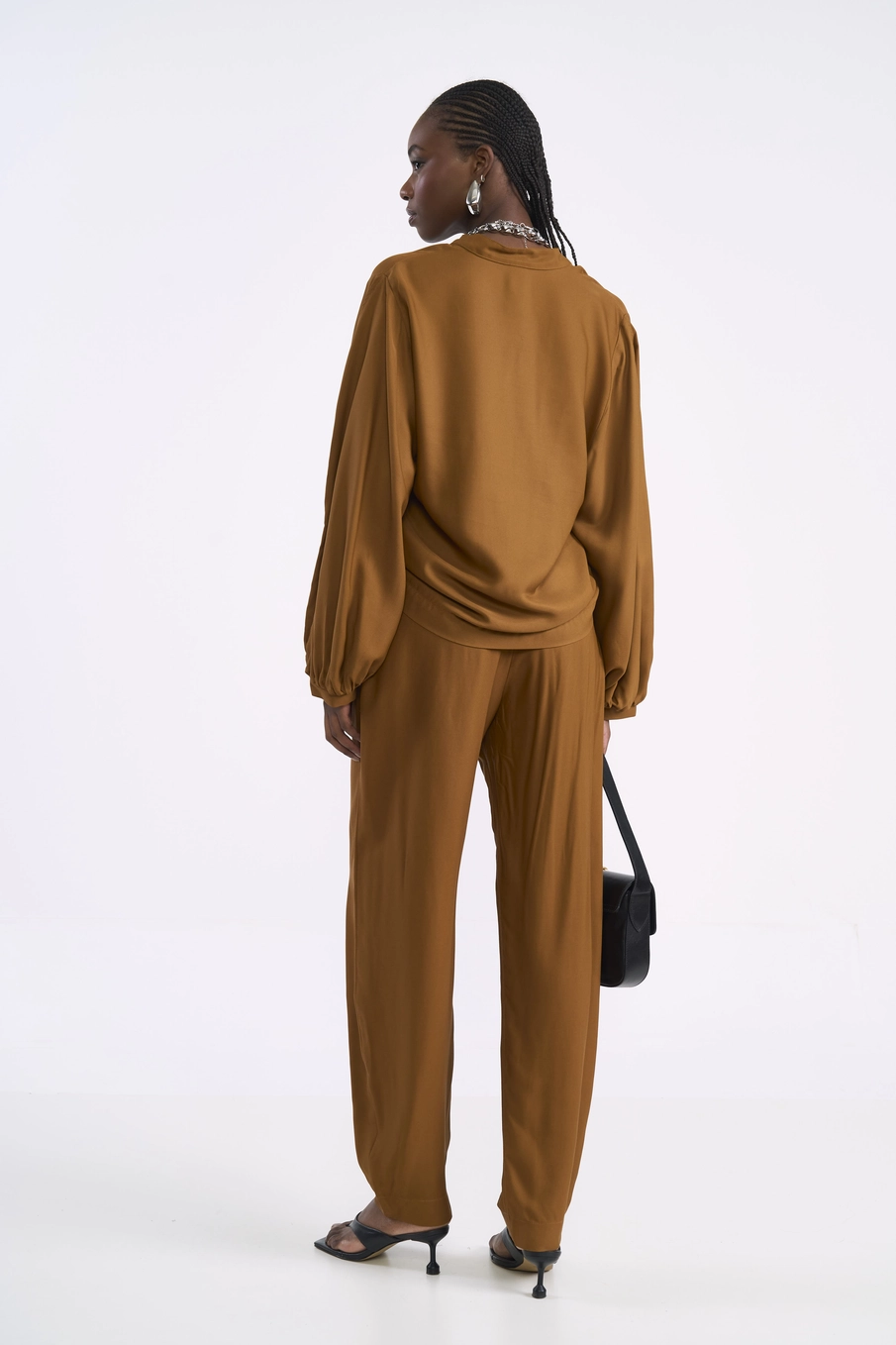 Calça De Alfaiataria Fluida Marrom
